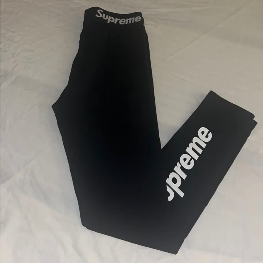 Supreme leggings